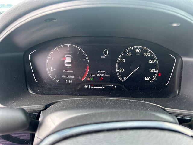 Photo of 2024 Platinum White Pearl Honda Civic