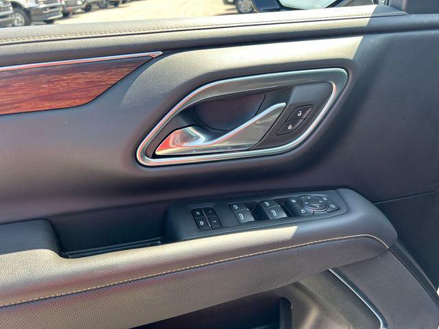 Photo of 2023 Iridescent Pearl Tricoat Chevrolet Tahoe