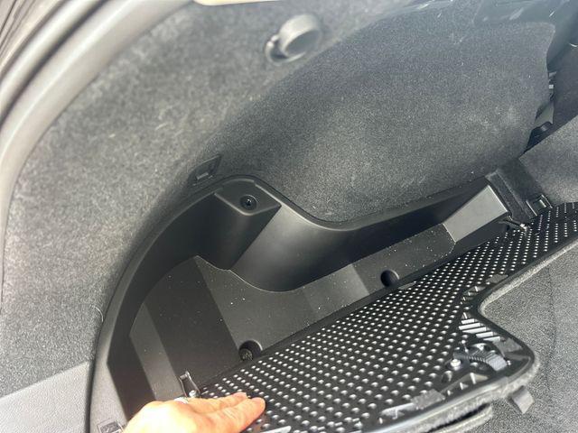 Photo of 2024 Super Black Nissan Murano