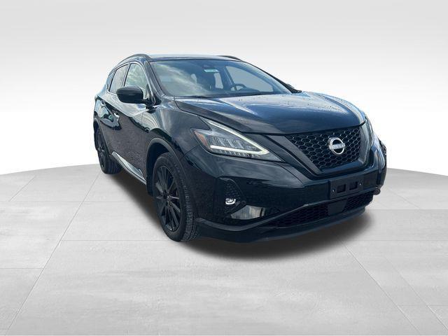 Photo of 2024 Super Black Nissan Murano