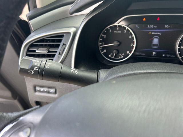 Photo of 2024 Super Black Nissan Murano