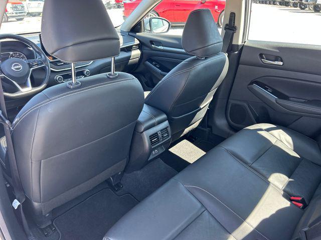 Photo of 2023 Brilliant Silver Metallic Nissan Altima