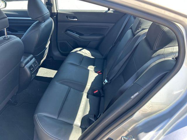 Photo of 2023 Brilliant Silver Metallic Nissan Altima