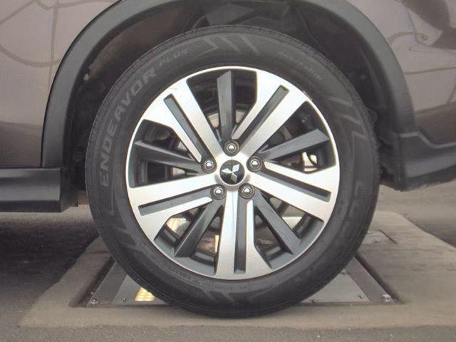 Photo of 2020 Labrador Black Metallic Mitsubishi Outlander Sport
