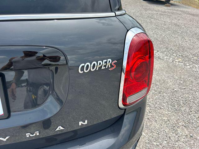 Photo of 2019 Gray Metallic MINI Countryman