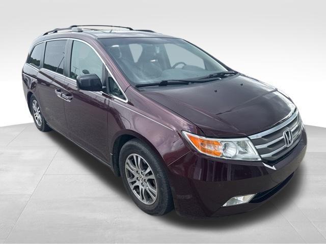 Photo of 2012 Dark Cherry Pearl II Honda Odyssey