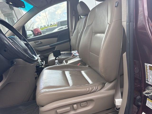 Photo of 2012 Dark Cherry Pearl II Honda Odyssey