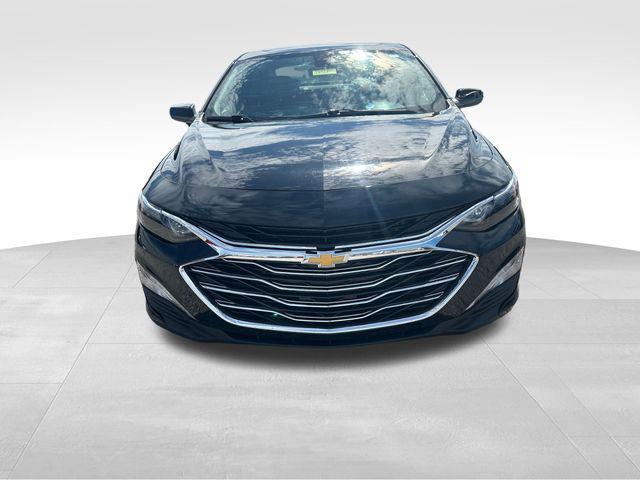Photo of 2022 Mosaic Black Metallic Chevrolet Malibu