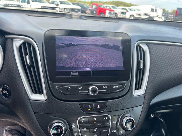 Photo of 2022 Mosaic Black Metallic Chevrolet Malibu
