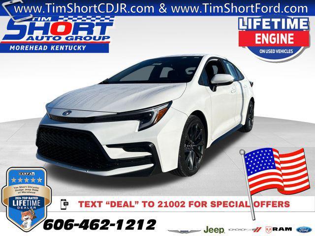 Photo of 2024 White Toyota Corolla
