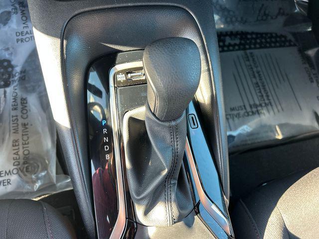 Photo of 2024 White Toyota Corolla