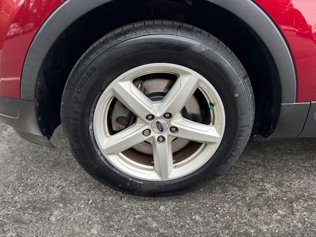 Photo of 2019 Ruby Red Metallic Tinted Clearcoat Ford Explorer