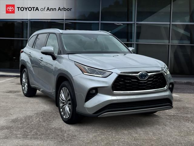 2023 Toyota Highlander Hybrid