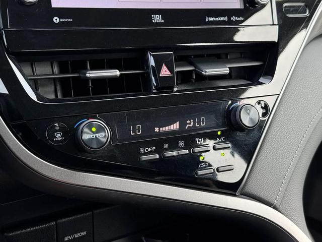Photo of 2023 Wind Chill Pearl Toyota Camry