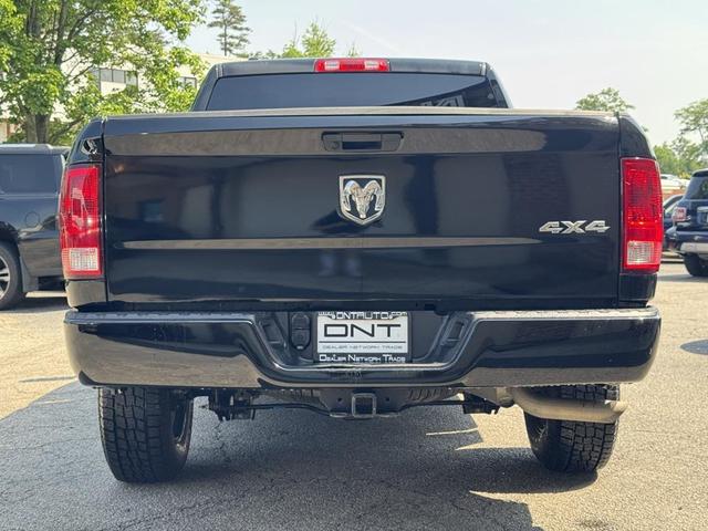 Photo of 2020 Diamond Black Crystal Pearlcoat RAM 1500