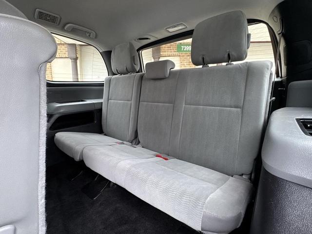 Photo of 2015 Black Toyota Sequoia