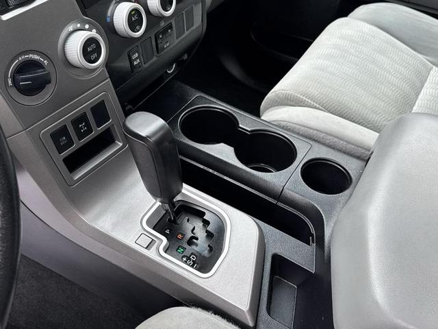 Photo of 2015 Black Toyota Sequoia