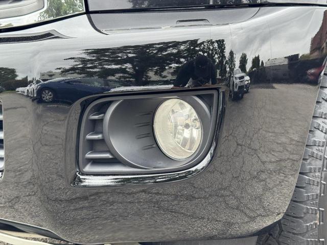 Photo of 2015 Black Toyota Sequoia