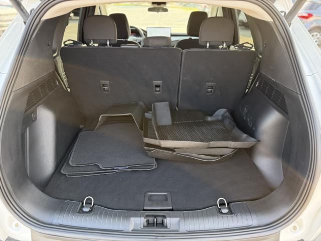 Photo of 2023 STAR WHITE METALLIC TRI-COAT Ford Escape