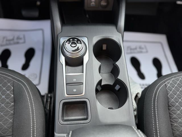 Photo of 2023 STAR WHITE METALLIC TRI-COAT Ford Escape