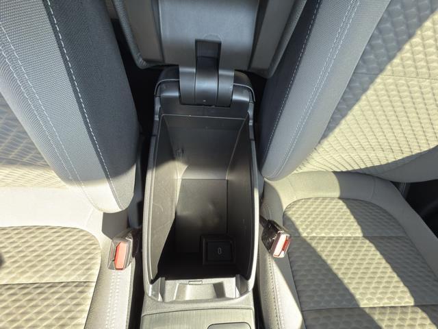Photo of 2020 OXFORD WHITE Ford Escape