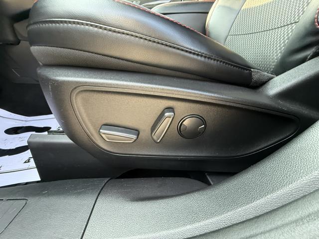 Photo of 2023 AGATE BLACK METALLIC Ford Escape