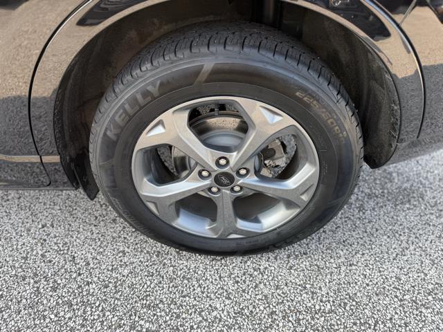 Photo of 2023 AGATE BLACK METALLIC Ford Escape