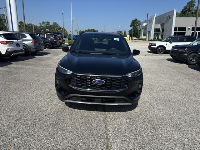 Photo of 2025 AGATE BLACK METALLIC Ford Escape