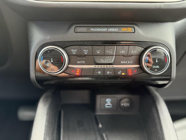 Photo of 2022 AGATE BLACK METALLIC Ford Escape