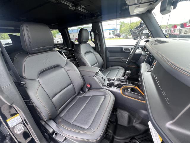Photo of 2024 SHADOW BLACK Ford Bronco