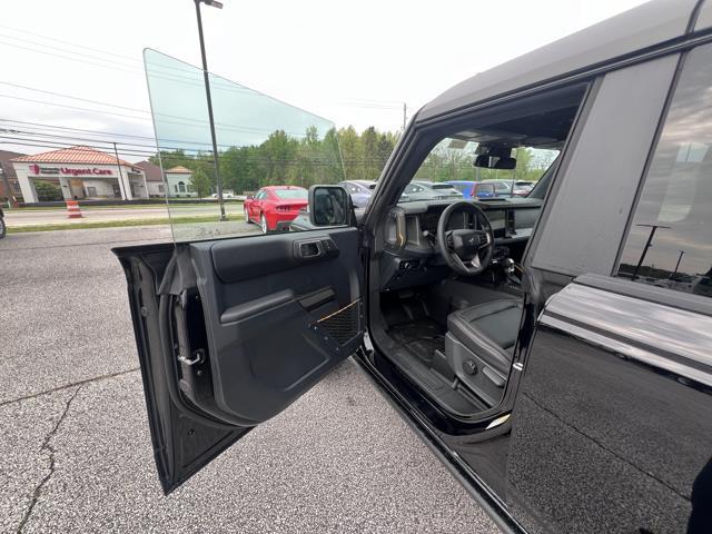 Photo of 2024 SHADOW BLACK Ford Bronco