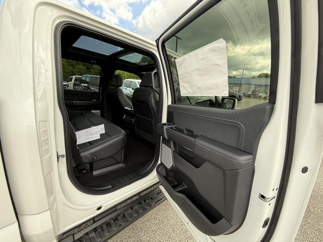 Photo of 2025 Star White Metallic Tri-Coat Ford F-150