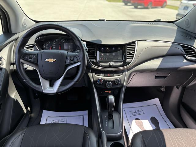 Photo of 2022 Summit White Chevrolet Trax