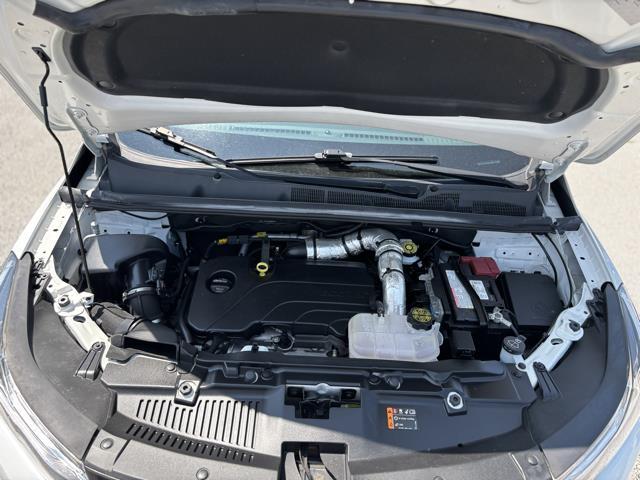 Photo of 2022 Summit White Chevrolet Trax