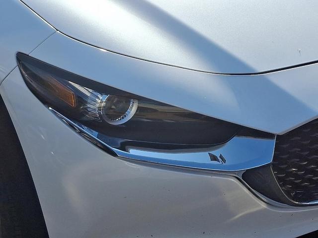 Photo of 2023 Snowflake White Pearl Mazda CX-30