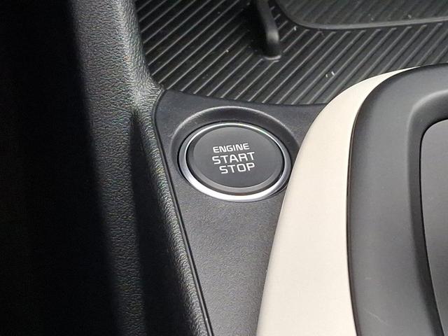 Photo of 2025 Currant Red Kia K4