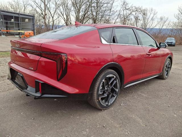 Photo of 2025 Currant Red Kia K4