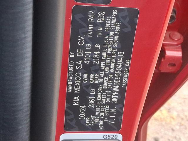 Photo of 2025 Currant Red Kia K4