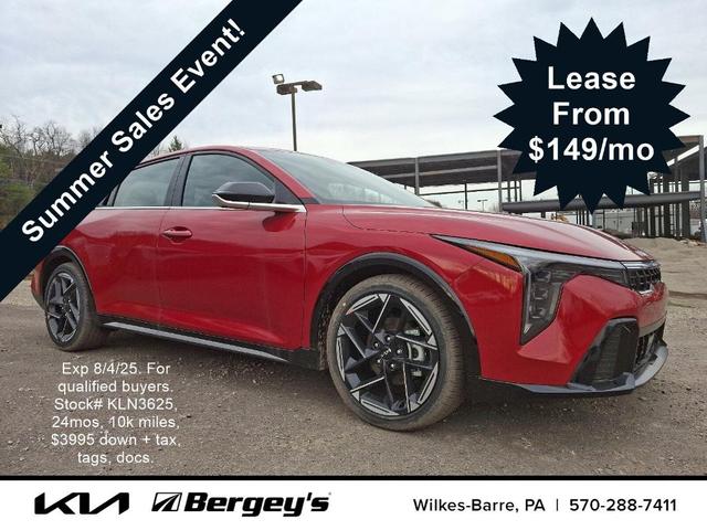Photo of 2025 Currant Red Kia K4