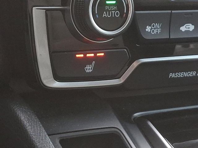 Photo of 2022 Sonic Gray Pearl Honda CR-V
