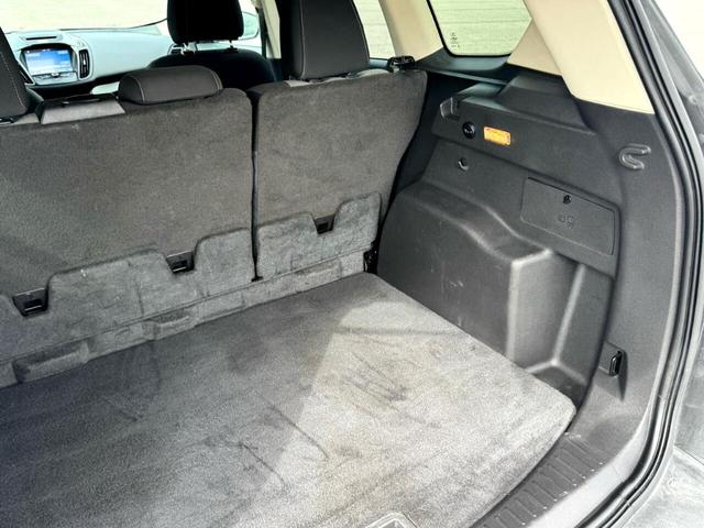 Photo of 2017 Gray Ford Escape