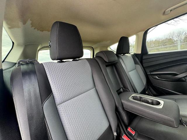 Photo of 2017 Gray Ford Escape
