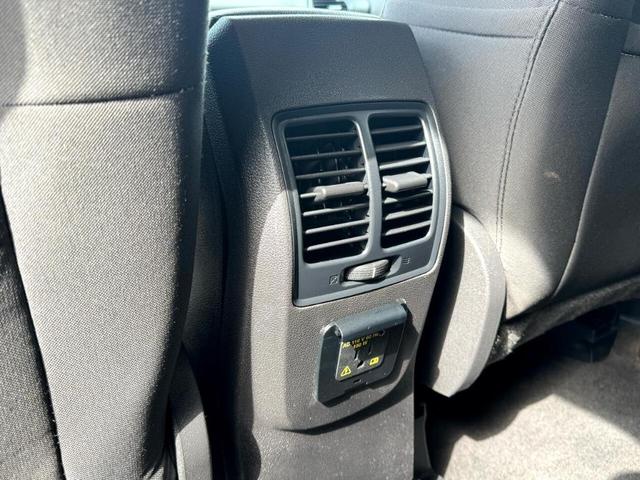 Photo of 2017 Gray Ford Escape