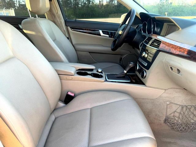 Photo of 2013 White Mercedes-Benz C-Class