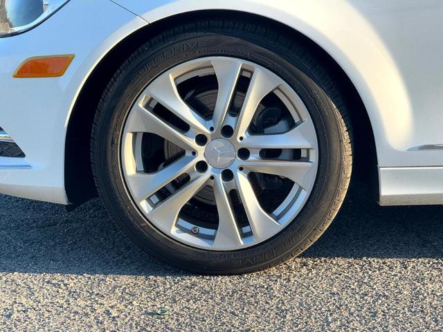 Photo of 2013 White Mercedes-Benz C-Class
