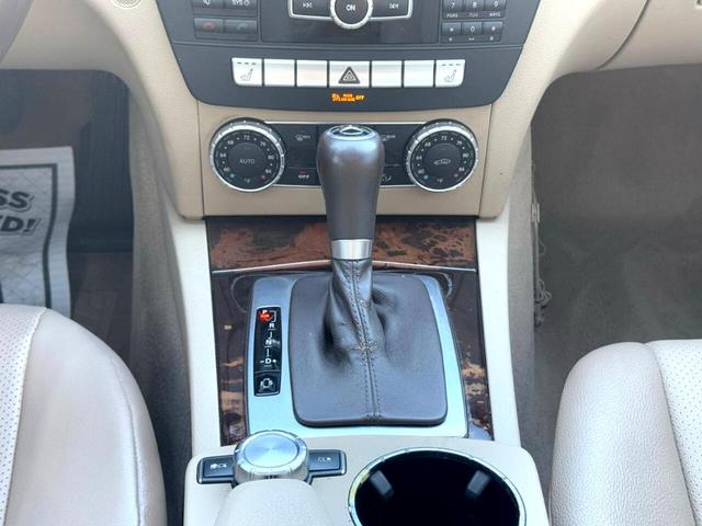 Photo of 2013 White Mercedes-Benz C-Class