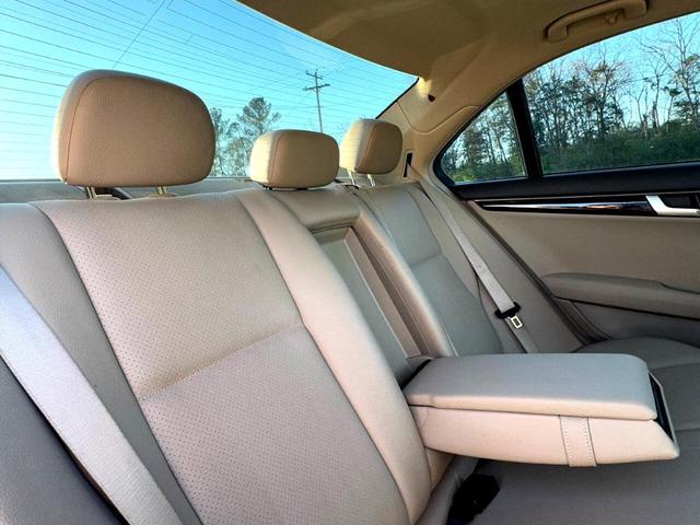 Photo of 2013 White Mercedes-Benz C-Class