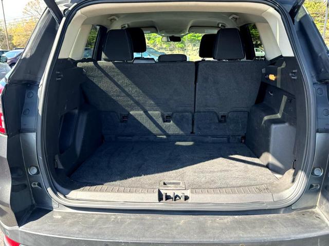 Photo of 2017 Gray Ford Escape