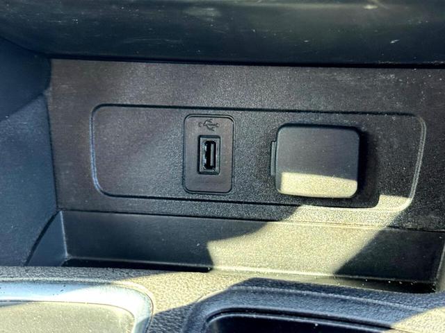 Photo of 2017 Gray Ford Escape