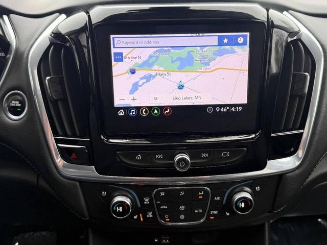 Photo of 2021 White Chevrolet Traverse
